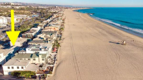 2 Bedroom steps to the beach in West Newport